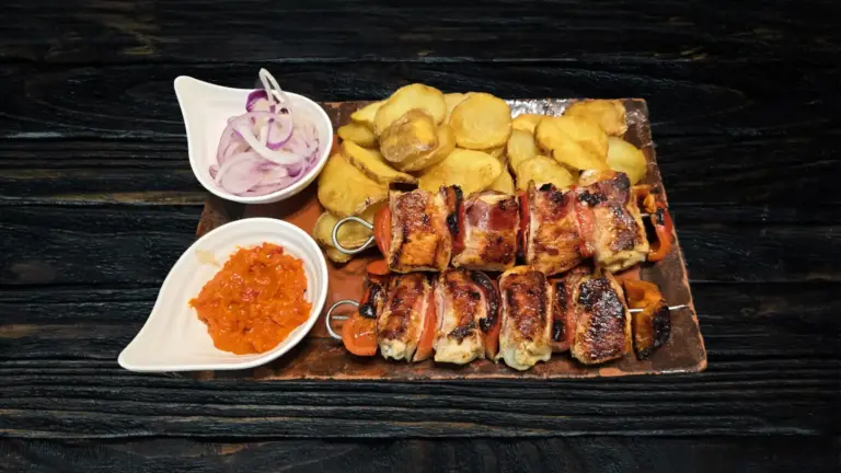 Bacon-wrapped chicken skewers