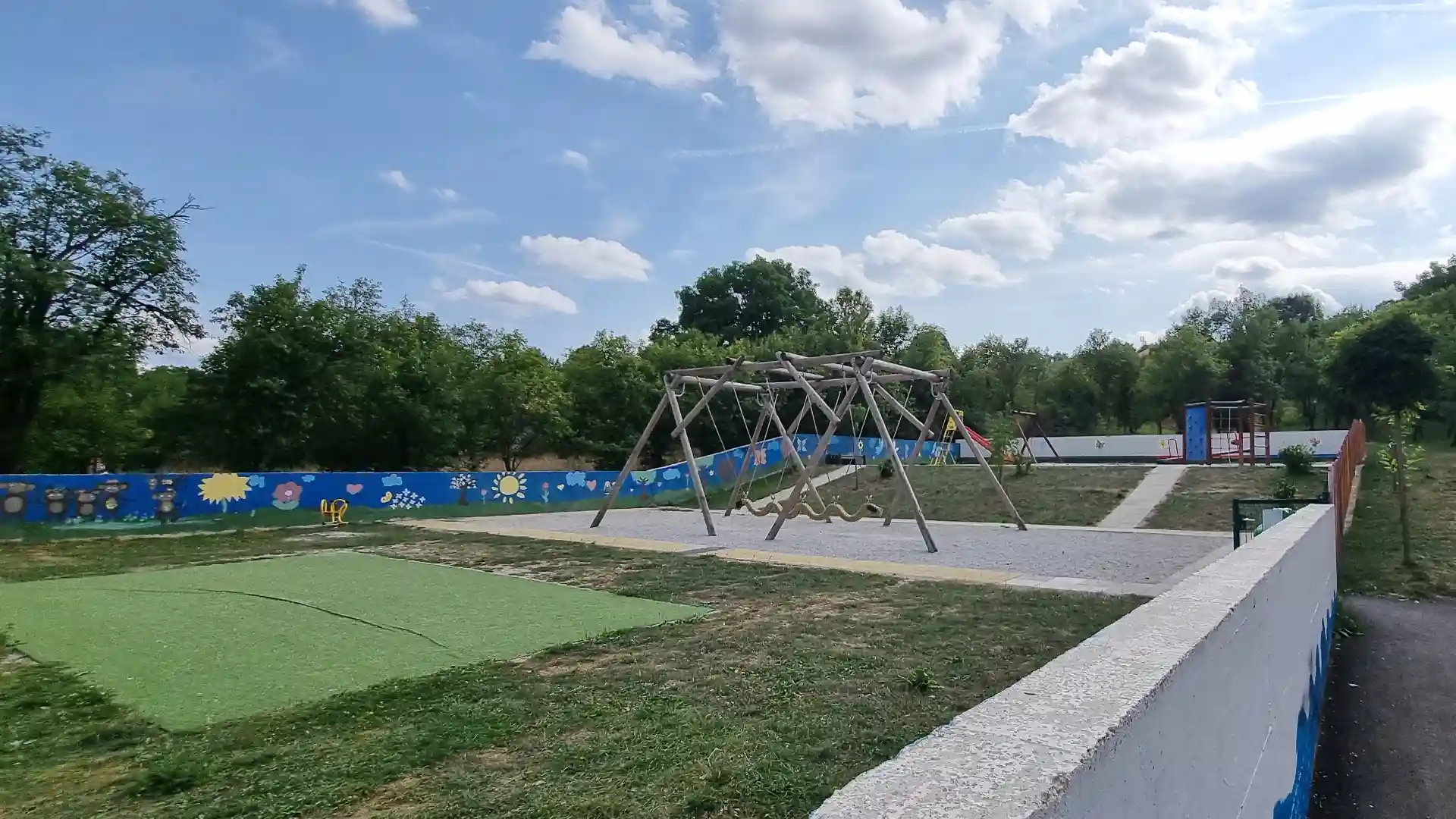 Dječje igralište u Korenici