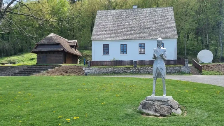 Memorijalni centar Nikola tesla-Smiljan