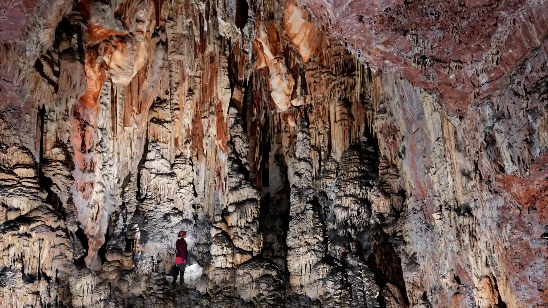 Pećinski park Grabovača - špilja Samograd - foto-Nenad Buzjak
